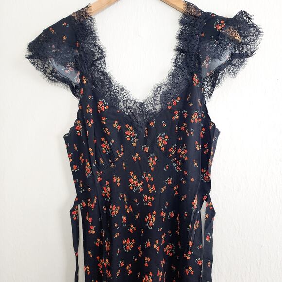 NEW Rumored Frontier Spanish Poppy Black Red Floral Lace Maxi Dress Small - Picture 7 of 15